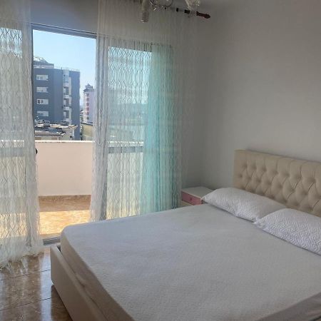 Center Of Shkodra Apartment Exterior foto