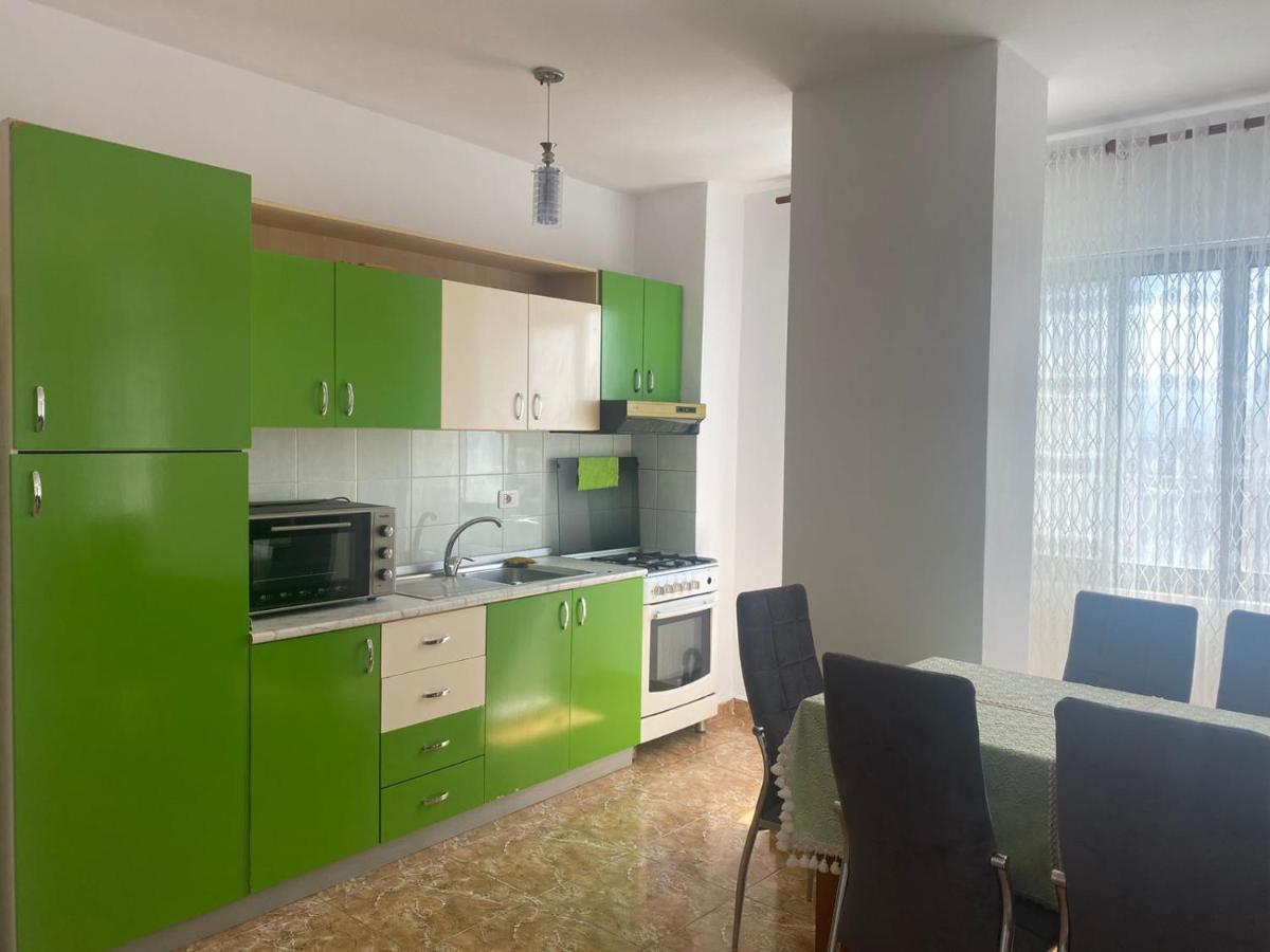 Center Of Shkodra Apartment Exterior foto