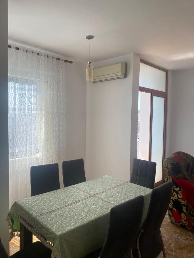 Center Of Shkodra Apartment Exterior foto