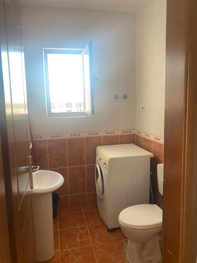 Center Of Shkodra Apartment Exterior foto
